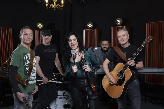 Im Fokus der Tessiner Band Laralba stehen traditionelle irische und keltische Lieder. Das Repertoire der Gruppe wird abgerundet von Neuinterpretationen bekannter Folk-Pop-Songs.  | Foto: privat