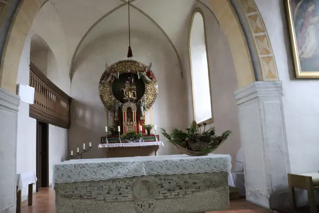 Altar in der Wallfahrtskirche in Neusaß | Foto: Marga Specht