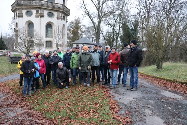 Kegler vor der Kreuzbergkapelle | Foto: Marga Specht