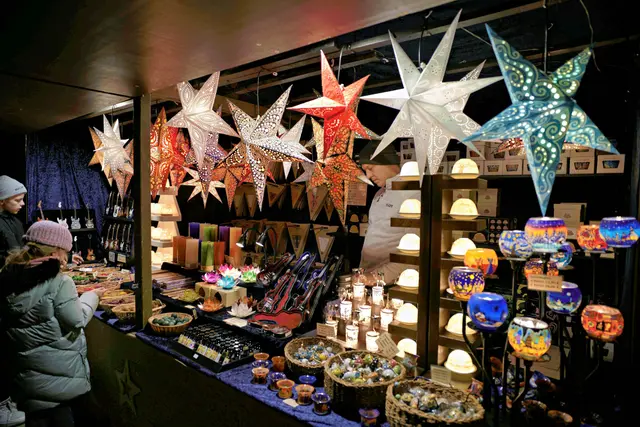 Lichterglanz an Stand | Foto: Ulrich Seidel