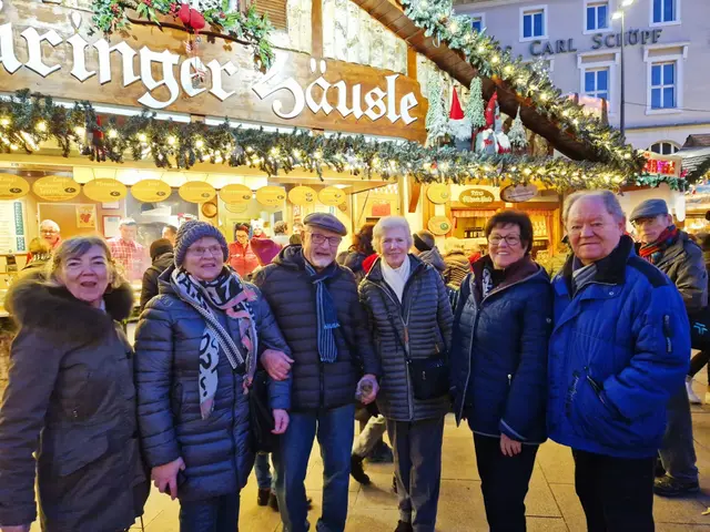 Mit dem Besuch des Karlsruher Weihnachtsmarktes beendeten die SUN-Senioren ihr Jahresprogramm | Foto: Privat