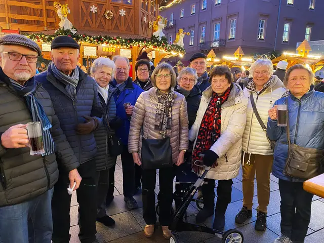Glühweinverkostung gehört zum Weihnachtsmarktbesuch | Foto: privat