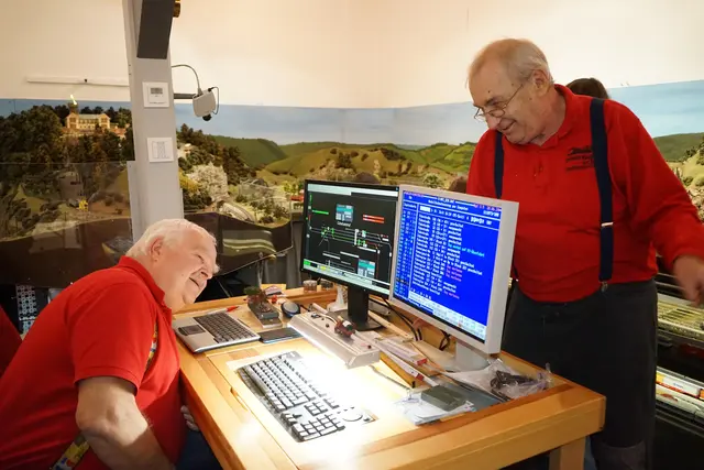 Von allen Seiten betrachten ---- hilft! | Foto: ECH - Helmut Epp