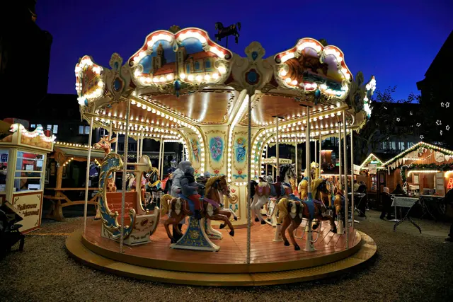 nostalgisches Kinderkarusell | Foto: Ulrich Seidel