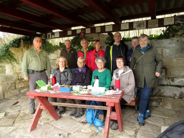 Die Wander-Weihnachtsfeier unterwegs | Foto: WandernGabyErich