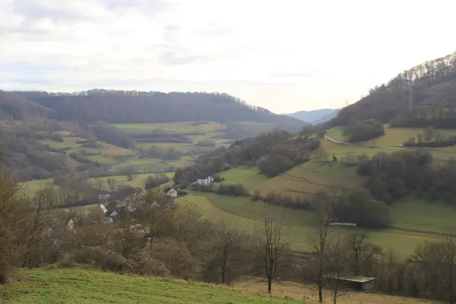 Vom Wanderparkplatz Steinerner Tisch in Döttingen nach Weilersbach und zurück | Foto: Ralf Röser
