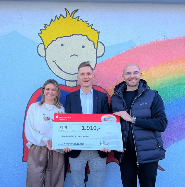 Bild: von links: Melina Hänle, Jonas Banar und Lars Hänle  | Foto: Quelle: Stiftung