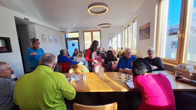 gesellige Runde 3 | Foto: Monika Breusch