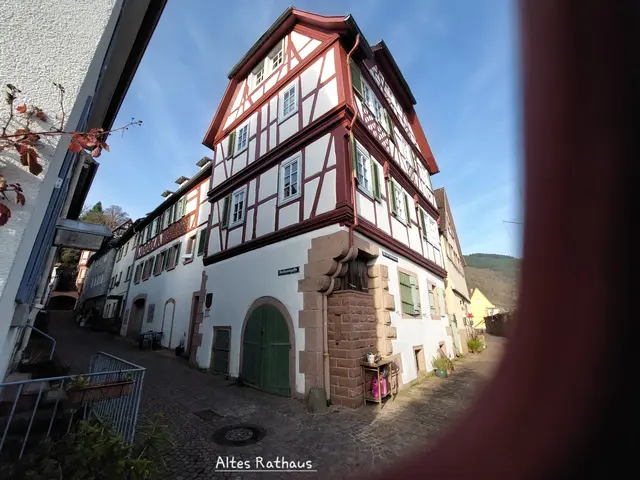 Im Gewirr der Gassen befindet sich auch das prächtige alte Rathaus. | Foto: Foto privat