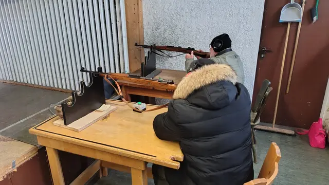 Sylvesterschießen mit dem Ordonanzgewehrt auf 100m über offene Visierung, Kimme und Korn. Hier mit dem 98er Karabiner. | Foto: Schützengilde Neckarsulm e.V.