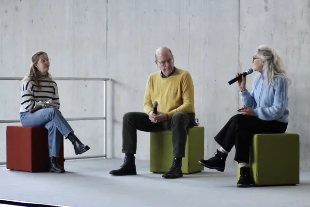 Foto: Studentin Marie Grimmeisen, Professor Dr. Ulli Rothfuß, Sehbal Senyurt Arinli