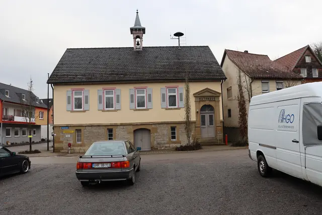 Startpunkt der Wanderung am alten Rathaus in Ohrnberg | Foto: Marga Specht