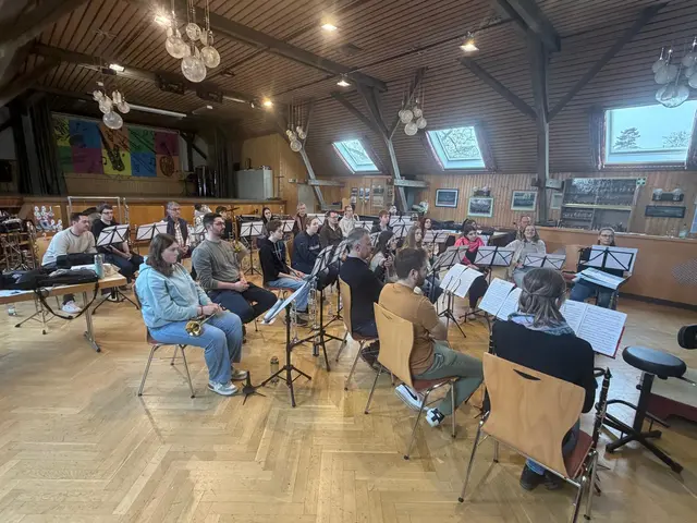 28 Teilnehmende lernten in Theorie und Praxis Schlagtechniken für ein erfolgreiches Dirigat. | Foto: BKV