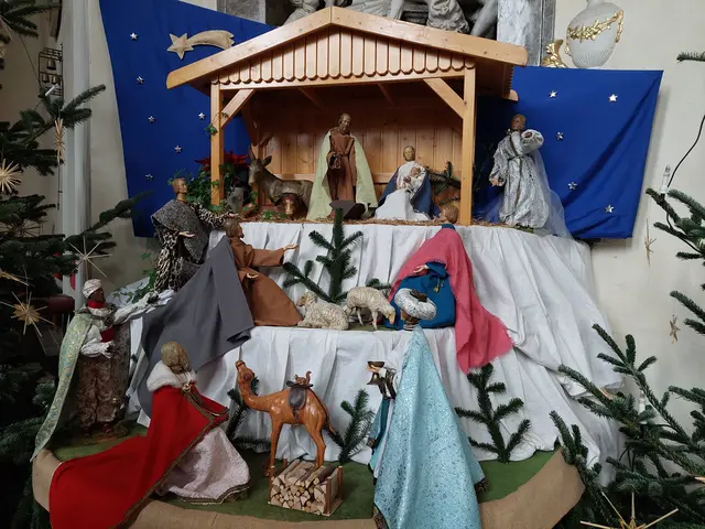 In der Schlosskirche St.Michael kann noch bis Lichtmess die zauberhafte Krippe bestaunt werden. | Foto: Foto privat