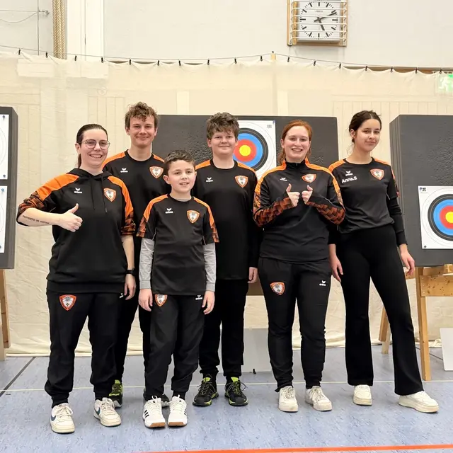 Die Jugendmannschaft Neckarsulm 2 mit Trainerin Rebecca Nier. | Foto: Schützengilde Neckarsulm e.V.