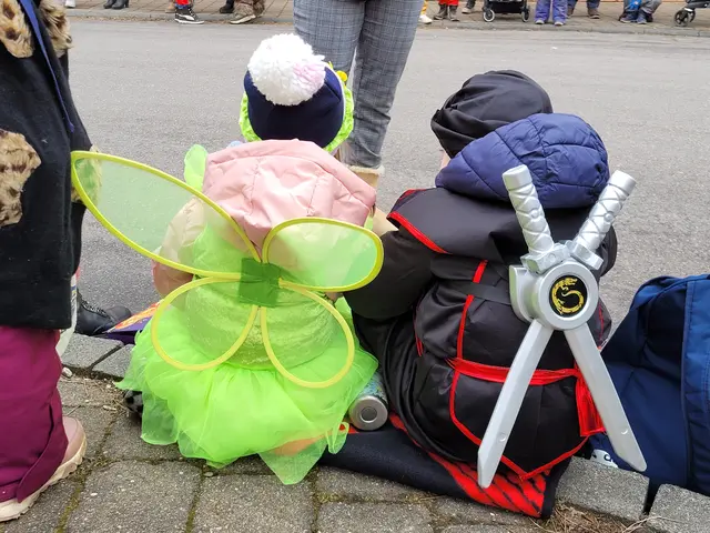 Eine Fee zusammen mit einem chinesischen Schwertkämpfer? In Jagstfeld kein Problem, die vertragen sich bestens. | Foto: Hans Peter Schmitt
