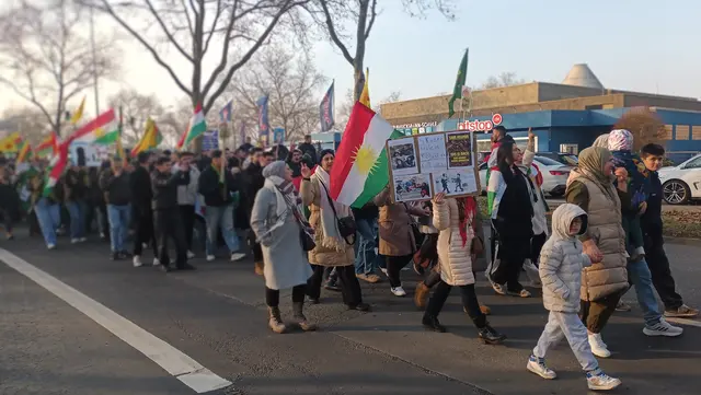 Die Stadt Kobane wurde vor 10 Jahren zum Symbol des Siegs von Demokratie und Freiheit gegen den IS. Durch die Angriffe des Dscholani-Regimes ist sie heute von der Wasserversorgung abgeschnitten und in akuter Gefahr.  | Foto: MLPD