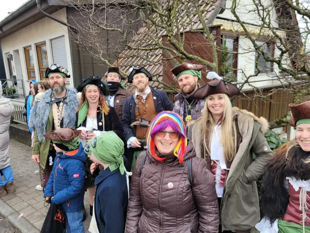 Rehe und Piraten findet man in diesem Jahr zu Hauf. Ob die Piraten tatsächlich den Neckar hoch gefahren gekommen sind? Vermutlich schon, denn Piraten segeln, sie latschen nicht gerne! | Foto: Hans Peter Schmitt