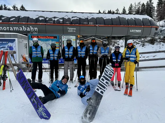 Die Jugendgruppe an der Bergstation von Savognin | Foto: privat: Laura Schmetzer