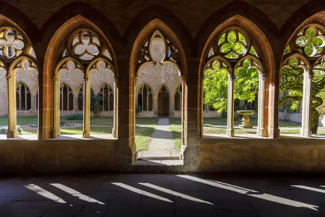 Kreuzgang der Ritterstifskirche St. Peter in Bad Wimpfen | Foto: c uschipohl