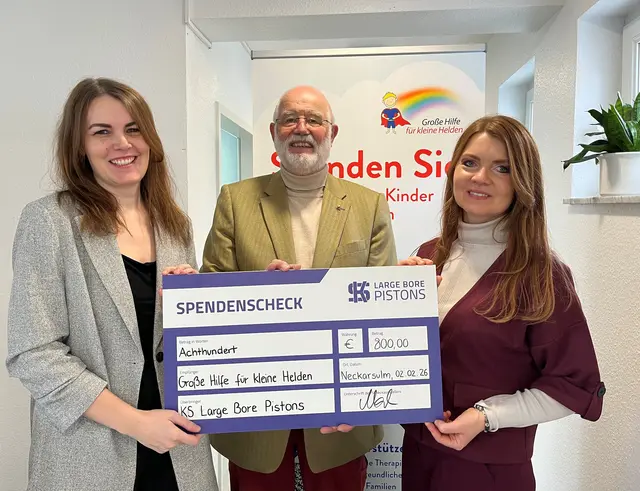 Bild: von links: Sabine Felk, Hans Hambücher und Aljona Malsam | Foto: Quelle: Stiftung