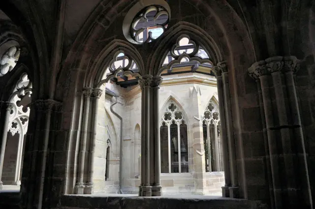 Kloster Maulbronn. Nicht überall bei historischen Gebäuden darf man fotografieren. Manchmal darf man auch fotografieren, aber nicht veröffentlichen. Im Zweifelsfall muss man eine Anfrage starten. | Foto: Daniela Somers