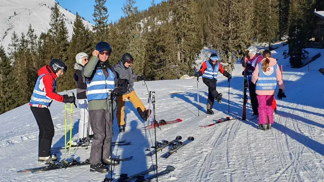Skigymnastik am Morgen | Foto: privat: F. Karl