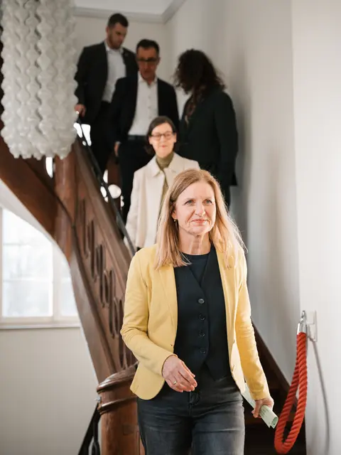 Ankunft im Schießhaus: Die Kandidierenden. | Foto: Patrick Vexler