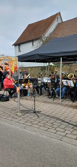 Die "Alten Kameraden" beim Kinder- und Jugendumzug des Carnevalclub Massenbachhausen 2026 | Foto: Blaskapelle Alte Kameraden Massenbachhausen e.V. 1986 Leintalmusikanten