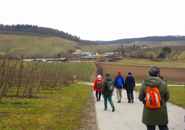 Auf dem Weg nach Gellmersbach beim Früchte Frank vorbei. | Foto: Isolde Reitz