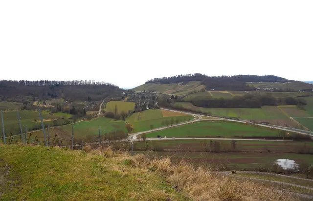 Wunderschöner Blick zum "Weinsberger Sattel" und dem Wartberg von der Rückseite. | Foto: Isolde Reitz