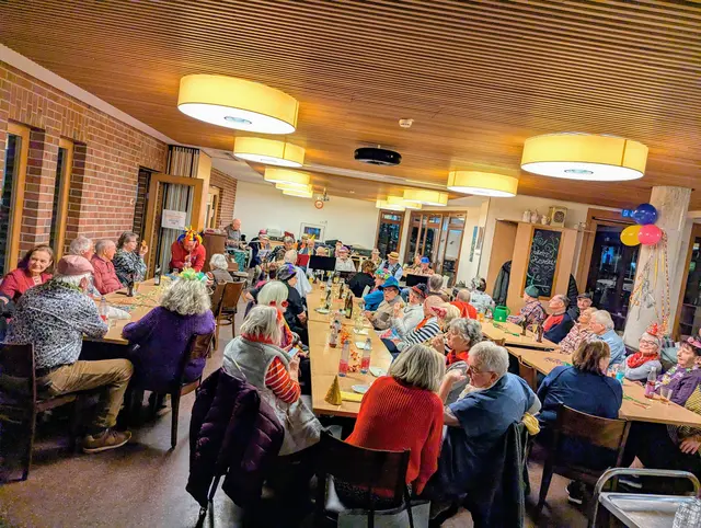 Gut gelauntes Publikum bei der Veanstaltung zum "Mardi Gras" | Foto: Mehrgenerationenhaus