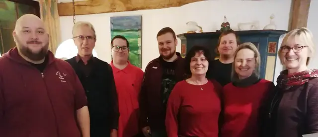 v.l.: Franz Steffl (1. Vorsitzender), Adalbert Merkle (2. Vorsitzender), Matthias Kiesel (Schatzmeister), Florian Ziegler, Erika Wettengel, Michael Frank, Bettina Slabon, Ute Wied (Beirat). Es fehlt: Christina Gogolin. | Foto: Gesangverein Garnberg 1894 e.V.