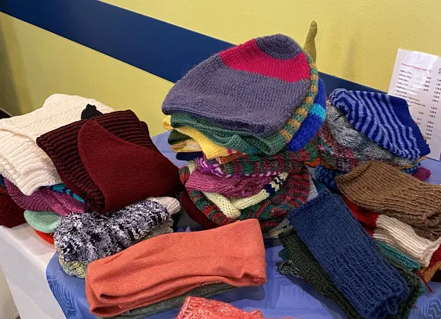 Selbstgestrickte Mützen von der Lichtstube | Foto: Kreisdiakonieverband Heilbronn
