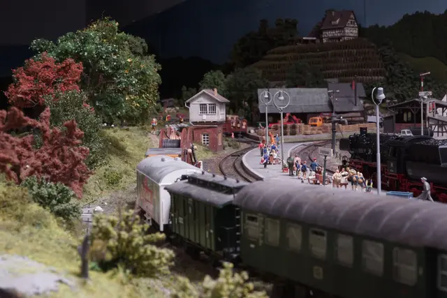 Genau hinsehen lohnt - aus unterschiedlichen Perspektiven! | Foto: ECH - Helmut Epp