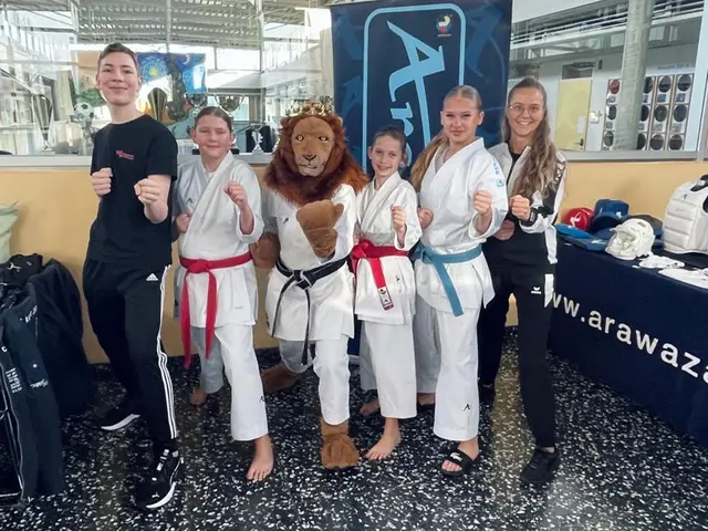 v.l.n.r.: Jonas Specht, Zofia Roczek, Hannah Newie, Amelia Roczek und Patricia Bisceglia | Foto: TSV Bönnigheim Abteilung Goju Ryu Karate