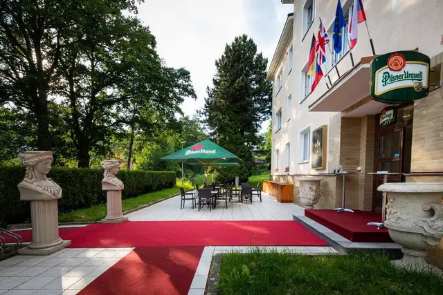 Außenansicht unseres geplanten Hotel in Ostrov | Foto: Hotel Subterra