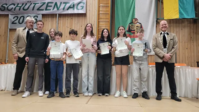 Teilnehmer am Kreisjugenturnier Bogen und Blasrohr | Foto: Heike Donges