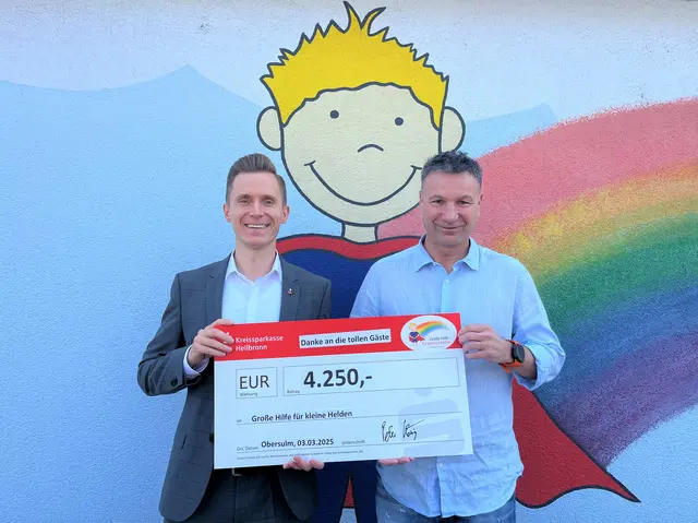 Bild: von links: Jonas Banar und Peter König  | Foto: Quelle: Stiftung