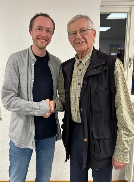 Hannes Lauter (links) leitet künftig die Vereinsgeschicke der Musikfreunde Eppingen. Er übernimmt die Funktion von Klaus Föringer, der nach 52 Jahren aus diesem Ehrenamt ausscheidet.  | Foto: OME