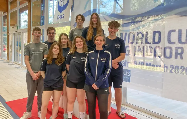 TC Heilbronn (v.l.n.r.): Leo Lang, Tobias Fabriz, Sina Rettig, Elisa Hölzer, Angelina Sophie Schwarzer, Vincent Hölzer, Esther-Sophie Seidel, Annett Lopez, Elias Korb | Foto: Tauchclub Heilbronn e. V.