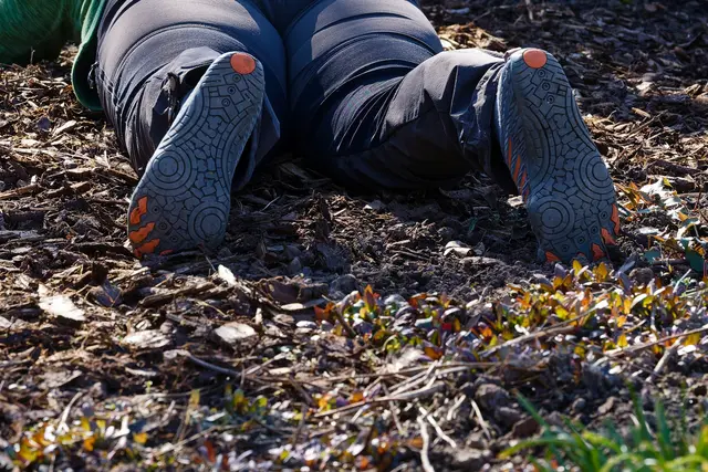 Wem diese Sohlen wohl gehören? | Foto: WKY