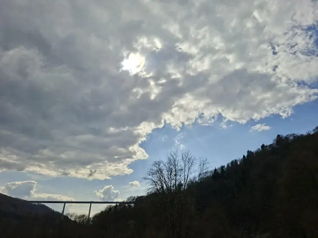 am Kocher entlang | Foto: Ralf Röser