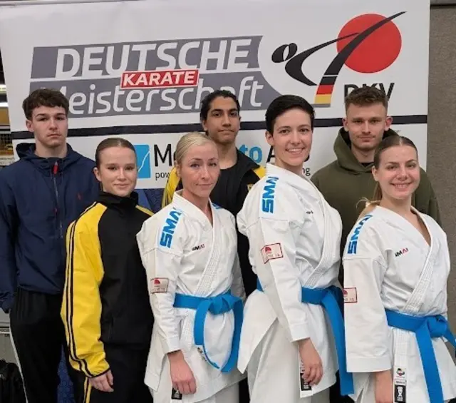 Das DM Team vom Takumi 74: Joel Bracher, Mariel Goethe, Sarah Agte, Leon de Silva, Sarah Baumgärtner, Jona Berger, Nele Eisenschmidt (von links) | Foto: Privat