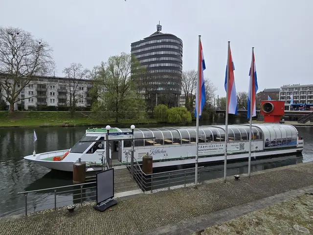 Das Verdeck vom Cabrioschiff musste leider geschlossen bleiben, es war zu kalt. | Foto: Heidrun Rosenberger