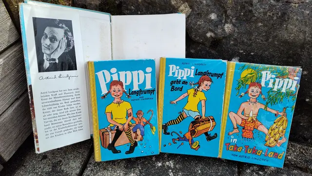 Heimatreporterin Abby Ophelia Haller freut sich über ihre Erstausgaben von Pippi Langstrumpf. Diese Bücher gehören doch bestimmt für viele zu ihren Lieblingskinderbüchern, oder? | Foto: Abby Ophelia Haller