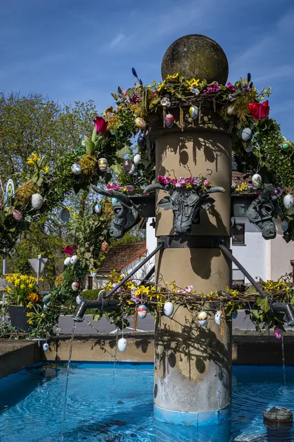 Heute mit Wasserstrahl! (Stillingbrunnen, Ochsenburg) | Foto: ehw
