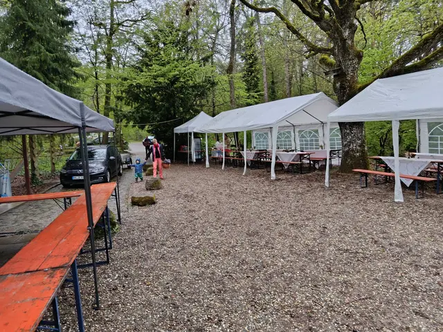 Der Festplatz regensicher aufgebaut | Foto: Albverein Weinsberg