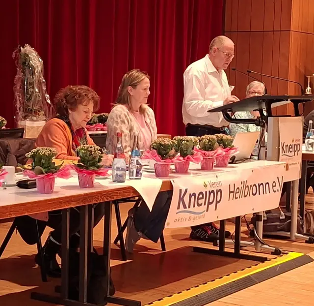 Edwin Pierro berichtet über die Finanzen. | Foto: privat