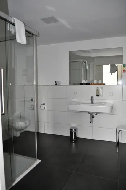 Die Zimmer haben wirklich großzügige Badezimmer. | Foto: Daniela Somers